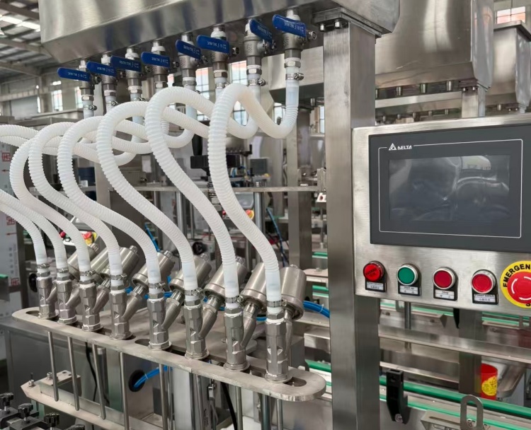 AT-L Series full automatic liquid filling machine